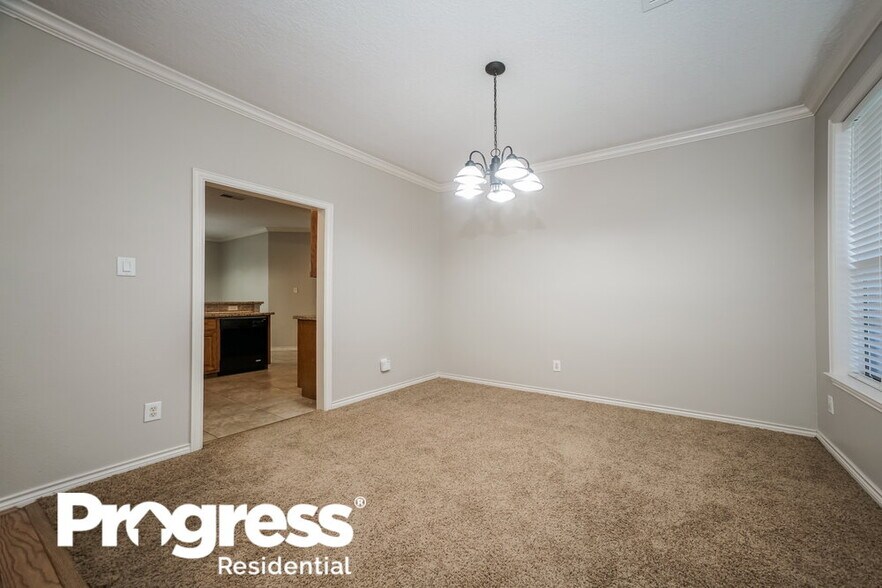 Building Photo - 16109 McQueen Rd