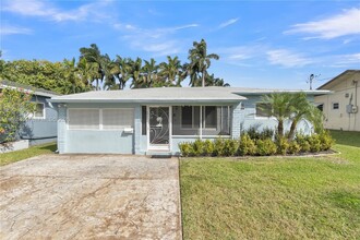 Building Photo - 211 SE 1st Terrace