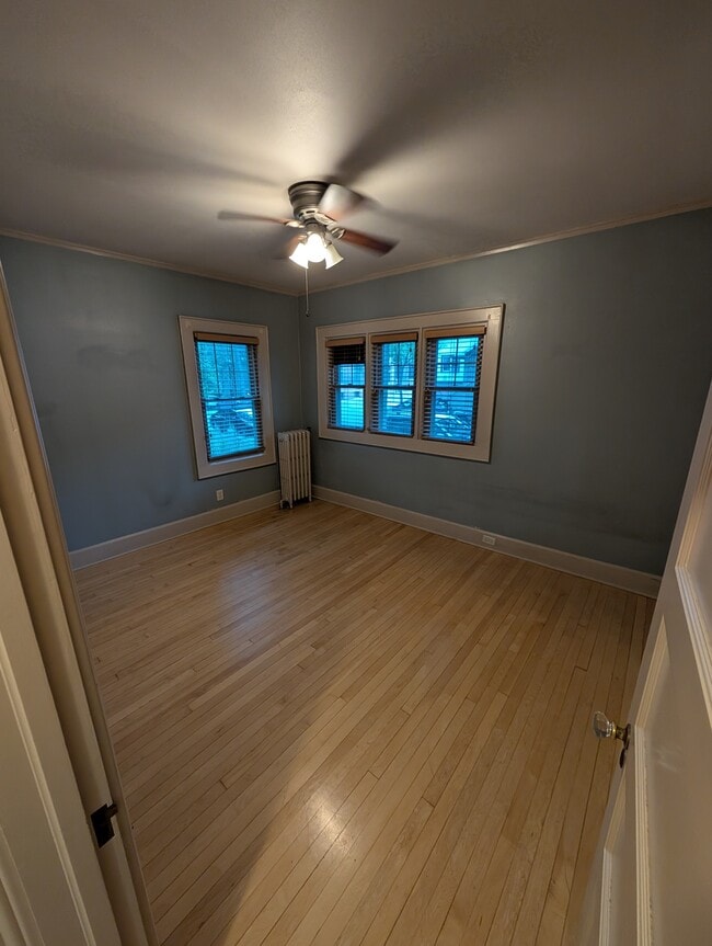 Building Photo - 2700 N Prospect Ave