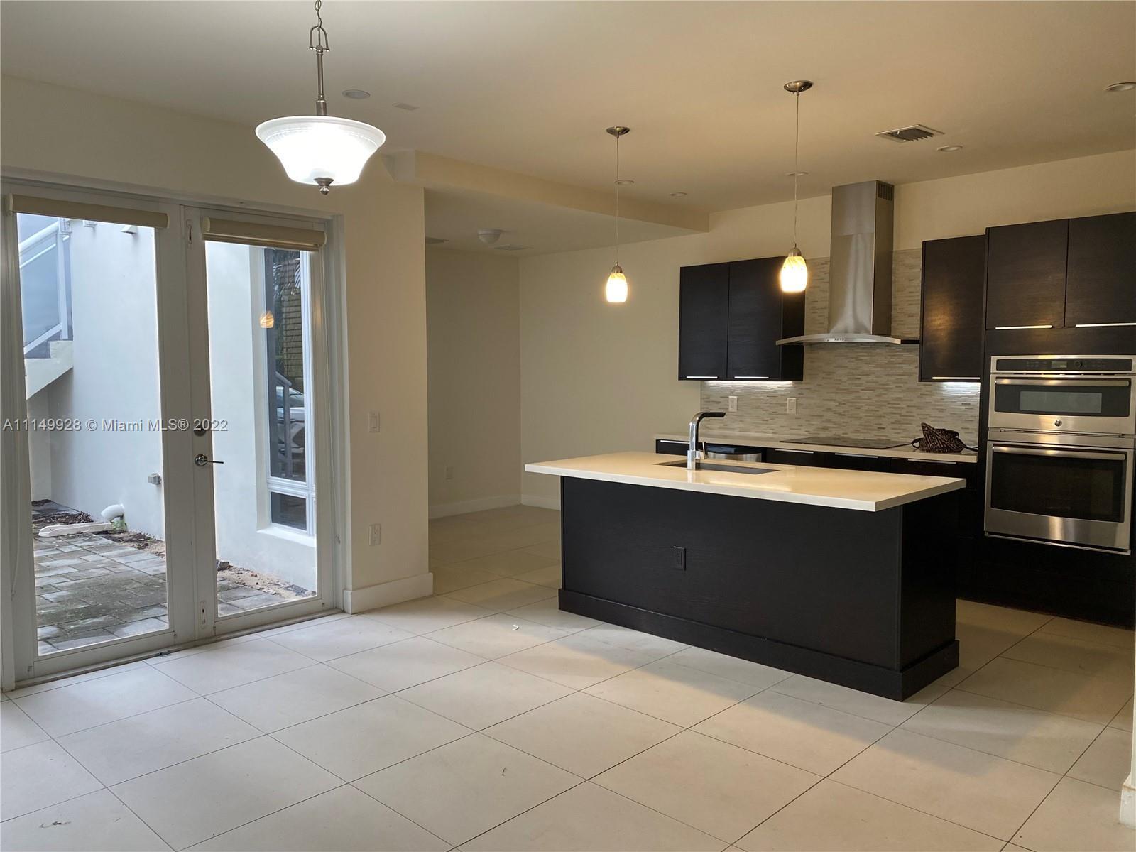 Building Photo - 1529 Yellowheart Way