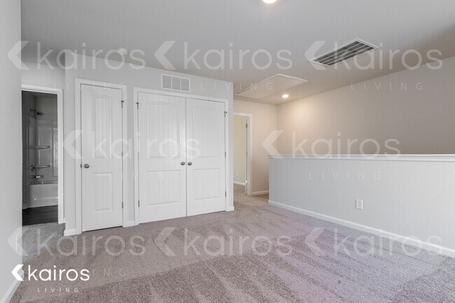Building Photo - 355 Common Reed Drive