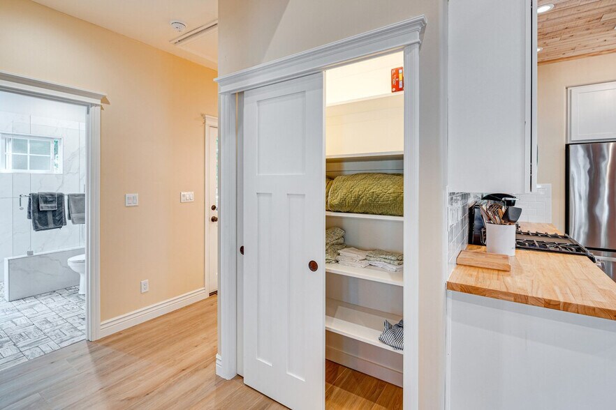 Building Photo - 5700 Winding Way