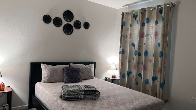 Building Photo - 30152 Skylark Dr