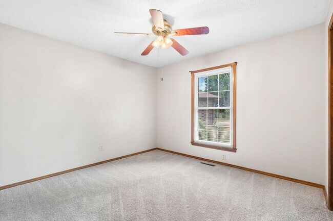 Building Photo - All-Brick Beauty on a Quiet Cul-de-Sac Nea...