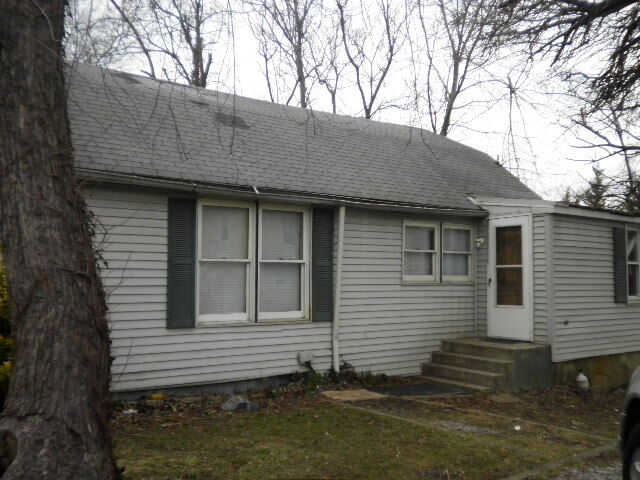 Building Photo - 1715 Hall Ave