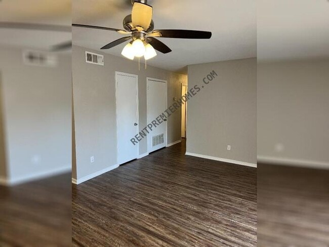 Building Photo - 301 NW 81st St