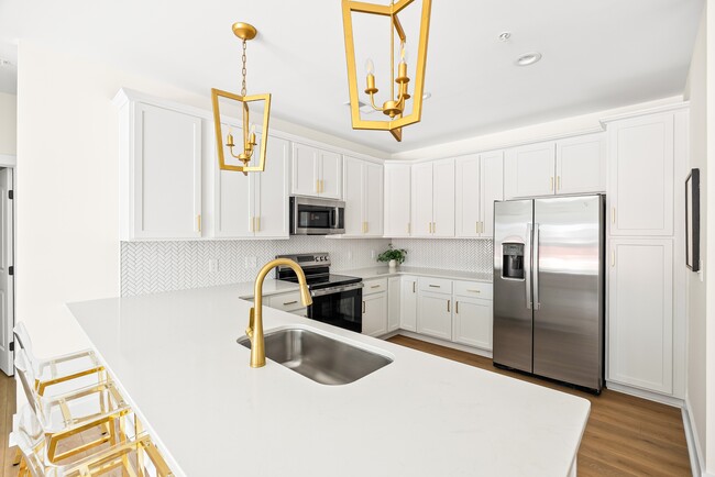 Building Photo - 420 Capstone Dr