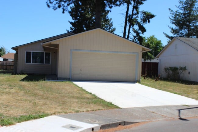 Primary Photo - Hillsboro three bedroom ranch