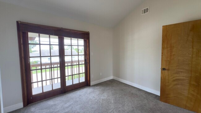 Building Photo - 15233 Marrian Ave