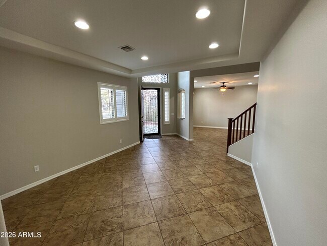 Building Photo - 5411 W Rowel Rd