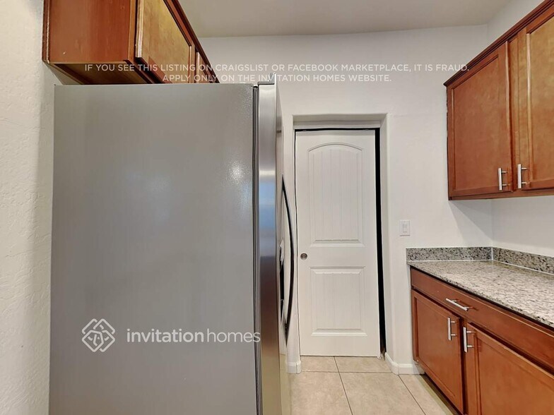 Building Photo - 3369 E Constitution Dr