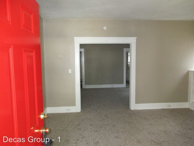 Building Photo - 3 br, 1 bath House - 1020 14th Place SW