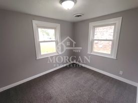 Building Photo - 608 Ellenhurst Dr