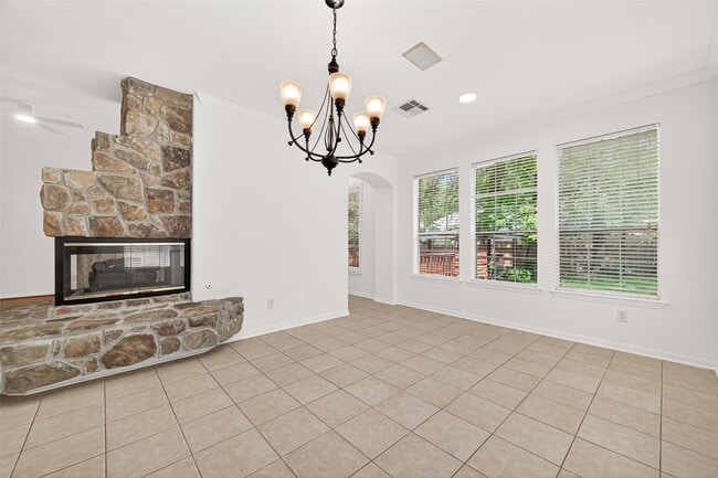 Building Photo - 22 Westwinds Cir