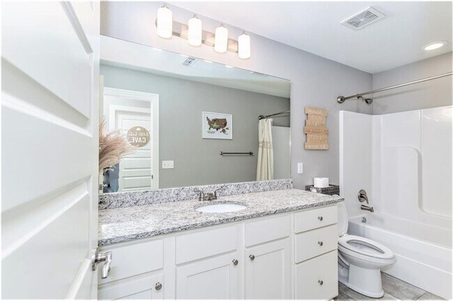 Building Photo - Stylish 3-Bedroom, 2-Bathroom Home for Rent!