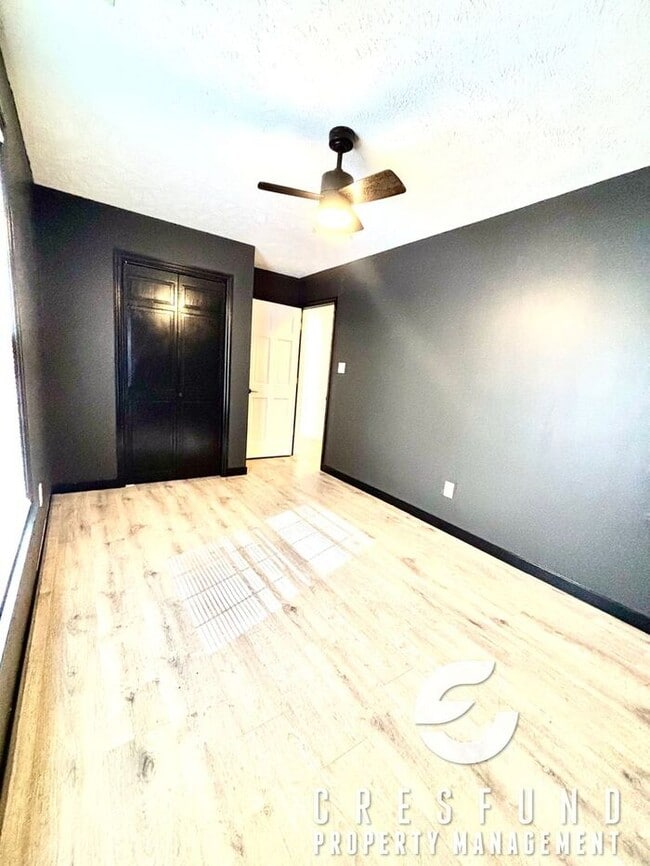 Building Photo - 4 Bed, 2.5 Bath - MINUTES FROM FORT LIBERT...