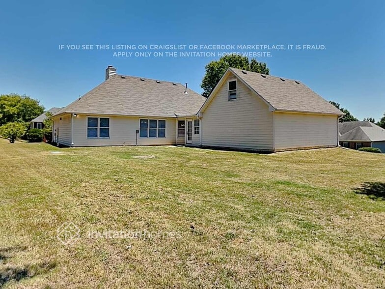 Building Photo - 3329 Brooksong Way