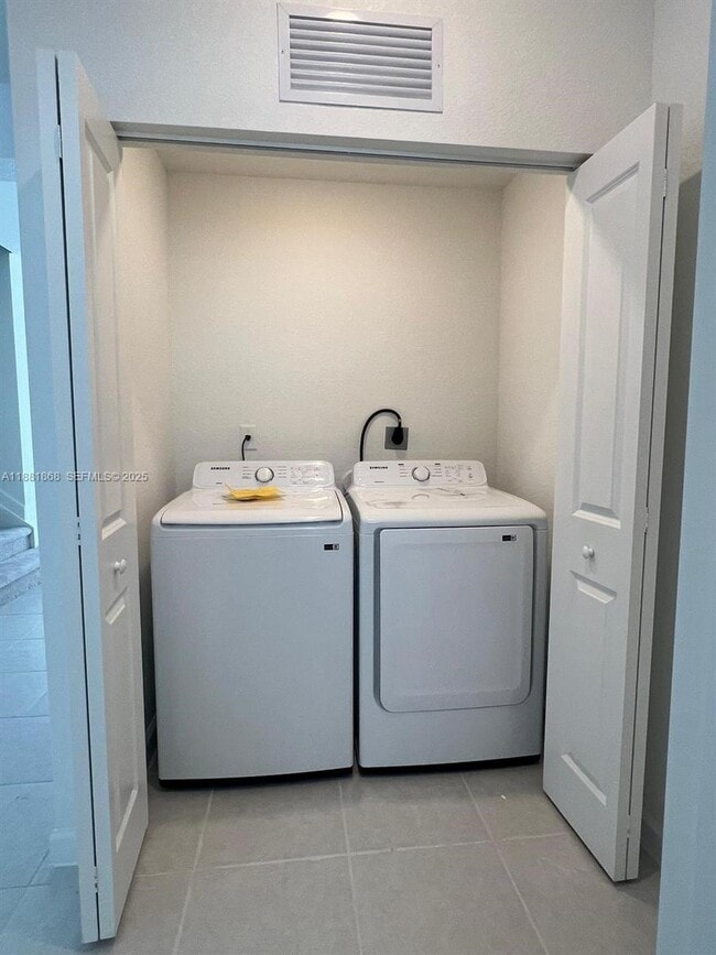 Building Photo - 12178 NW 24th Pl