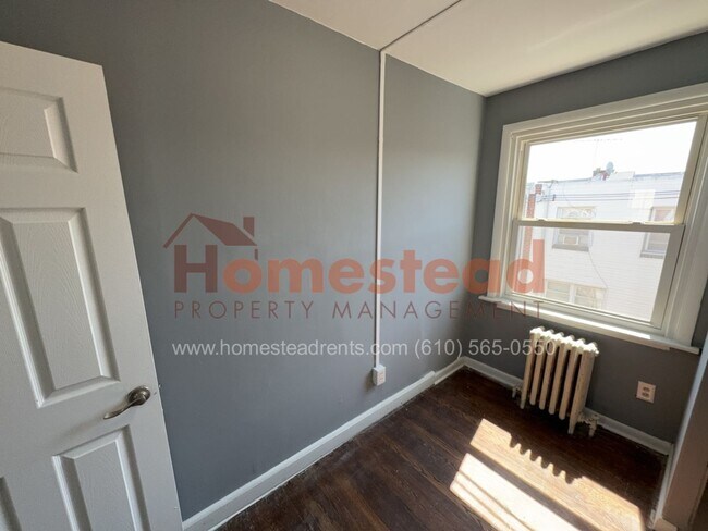 Building Photo - 7064 Clover Ln