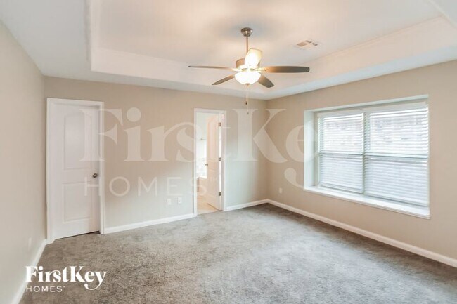 Building Photo - 9200 SW 48th Terrace