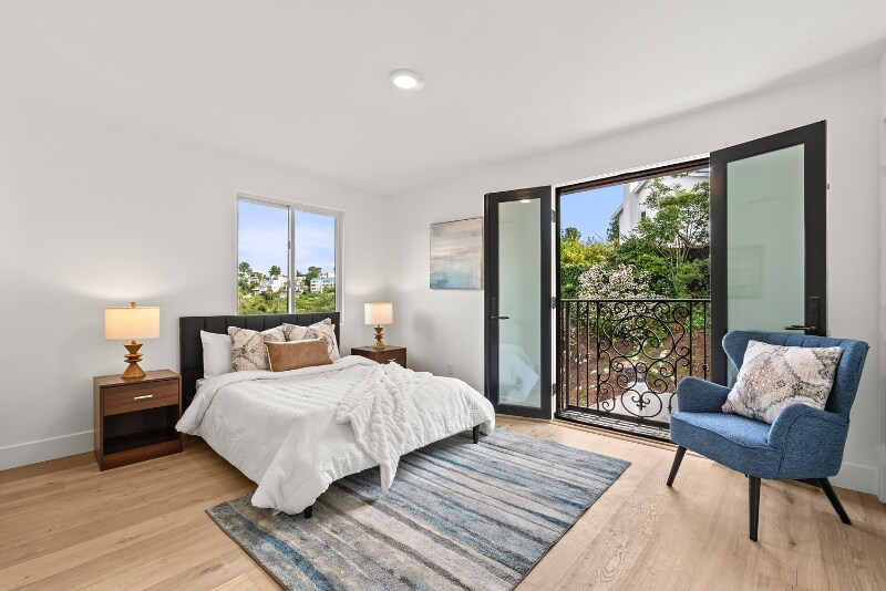 Building Photo - 10825 Savona Rd