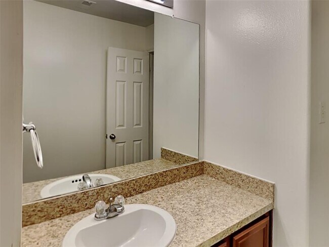 Building Photo - 5939 Stockholm Ct
