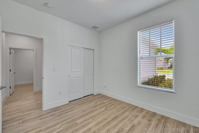 Building Photo - 11551 Viridian Blvd