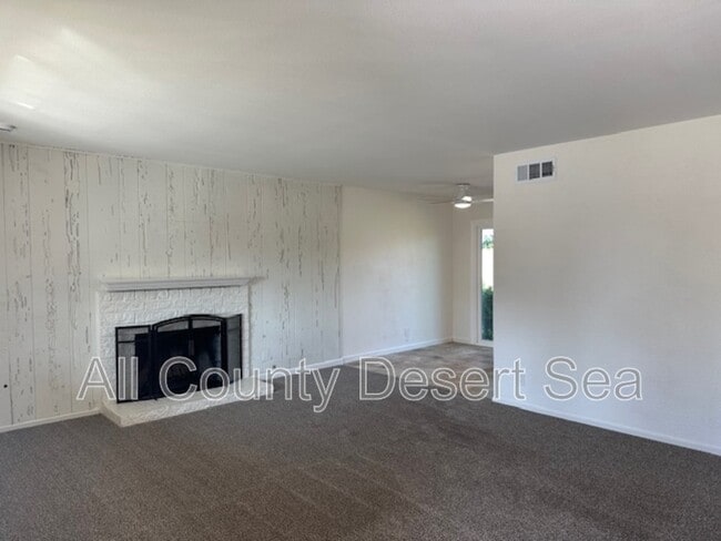 Building Photo - 4801 Kaui Dr