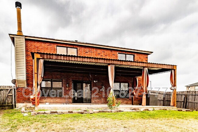 Building Photo - 6203 Lakeview Dr.