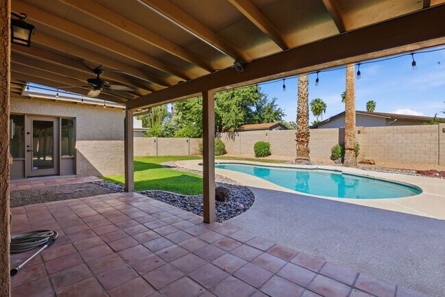 Building Photo - Beautiful Home in McCormick Ranch