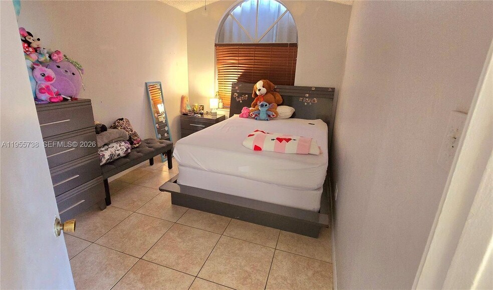 Building Photo - 15751 SW 106th Ter