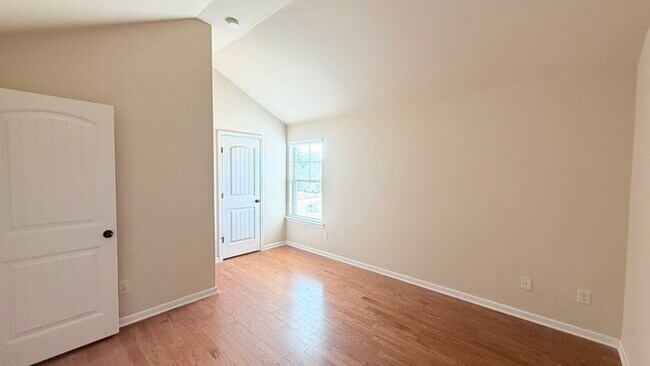 Building Photo - 590 Summerstone Ln