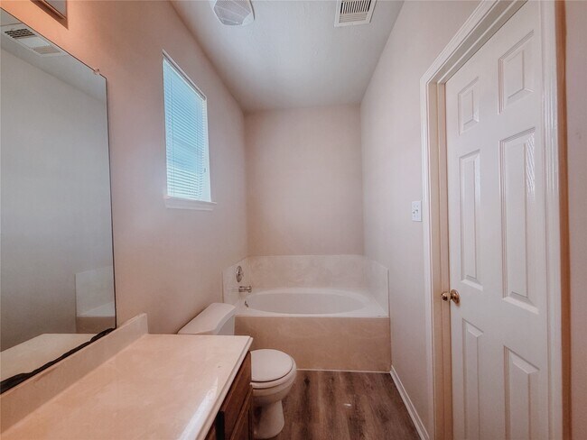 Building Photo - 1535 Monterra Point