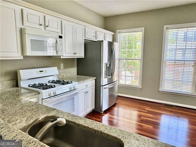 Building Photo - 3389 Lathenview Ct