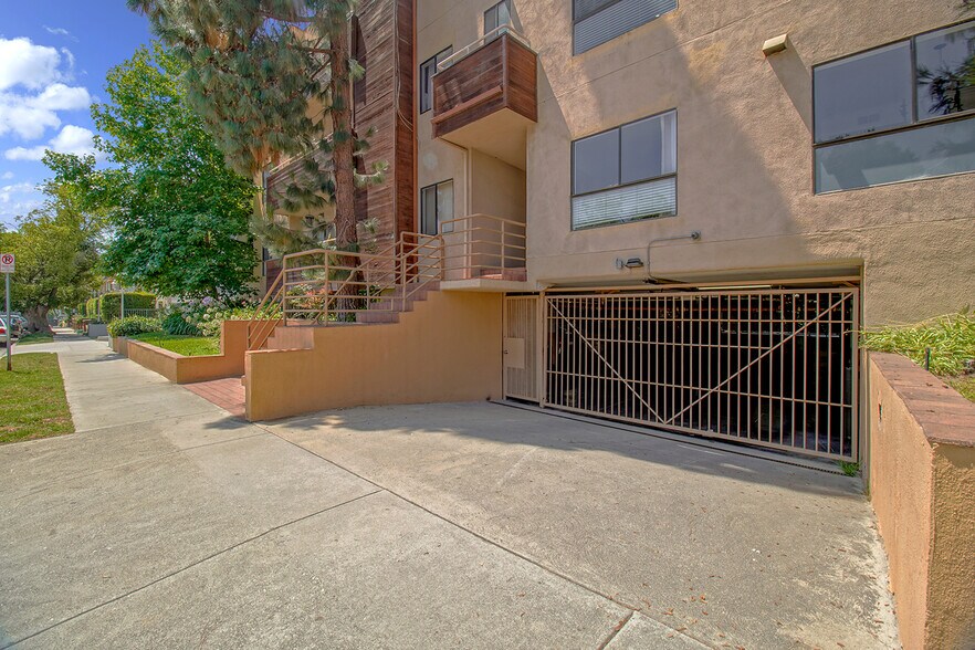 Building Photo - 12412 Texas Ave