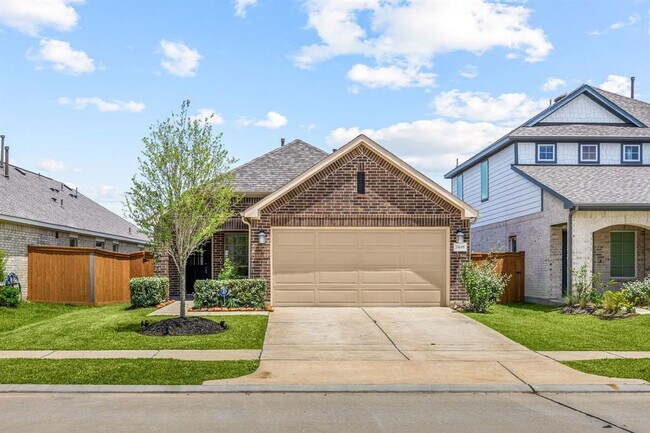 Building Photo - 21618 Coral Mist Dr