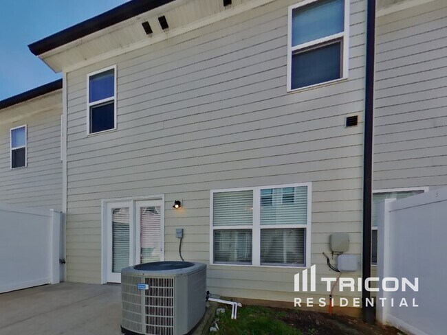 Building Photo - 508 Hickory Leaf Ct