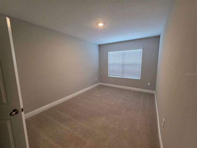 Building Photo - 2212 Sienna Spruce St