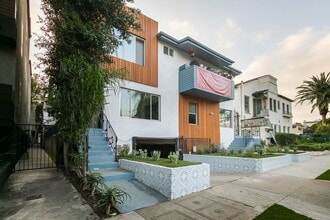 Building Photo - 921 Gardner St