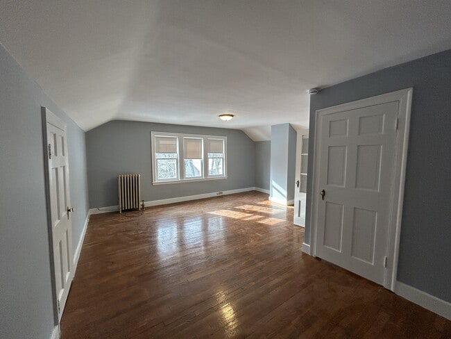 Building Photo - 7 Ureco Terrace