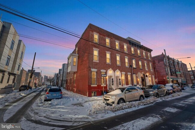 Building Photo - 1319 N 19th St