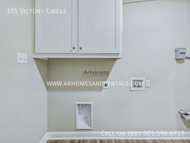 Building Photo - 105 Victory Cir