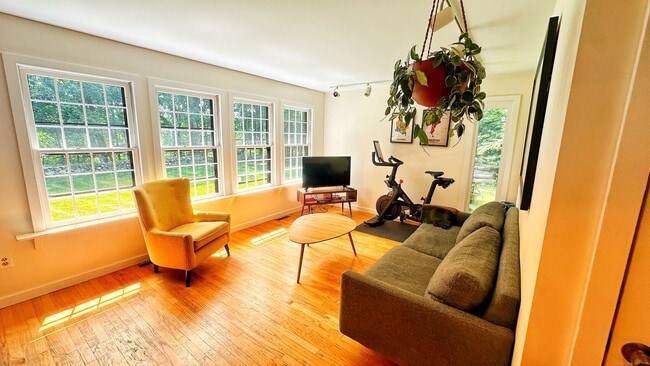 Building Photo - 205 Pequot Trail