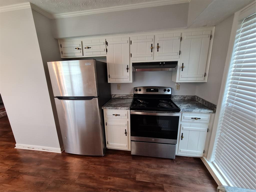 Building Photo - 1601 Cobblestone Ct
