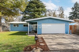 Building Photo - Fully Updated Home in Aloha - Large Yard!
