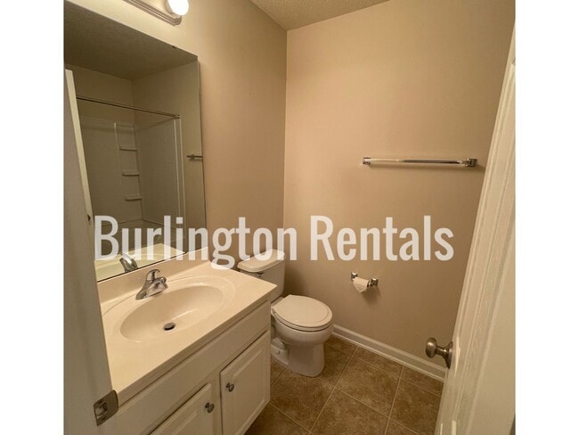 Building Photo - Condo / W. Burlington