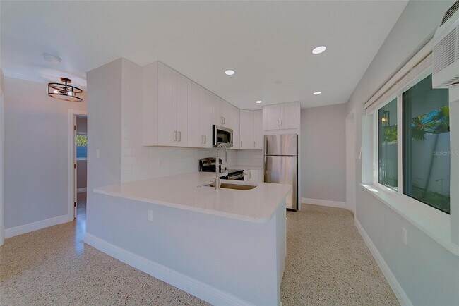 Building Photo - 13248 4th St E