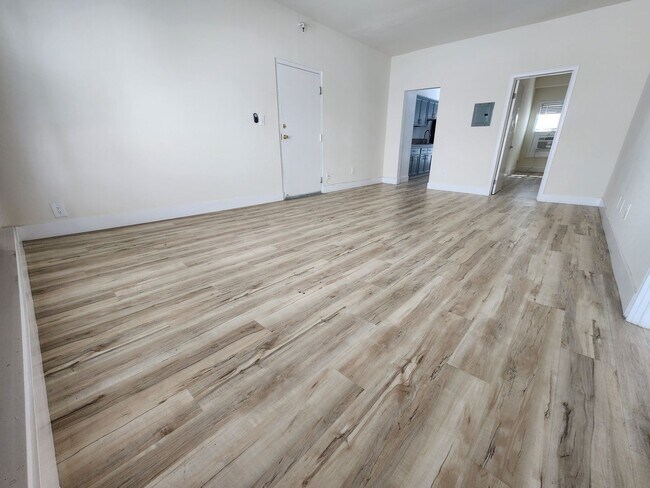 Interior Photo - Modern & Stylish 2-Bedroom Apartment... Great Location!