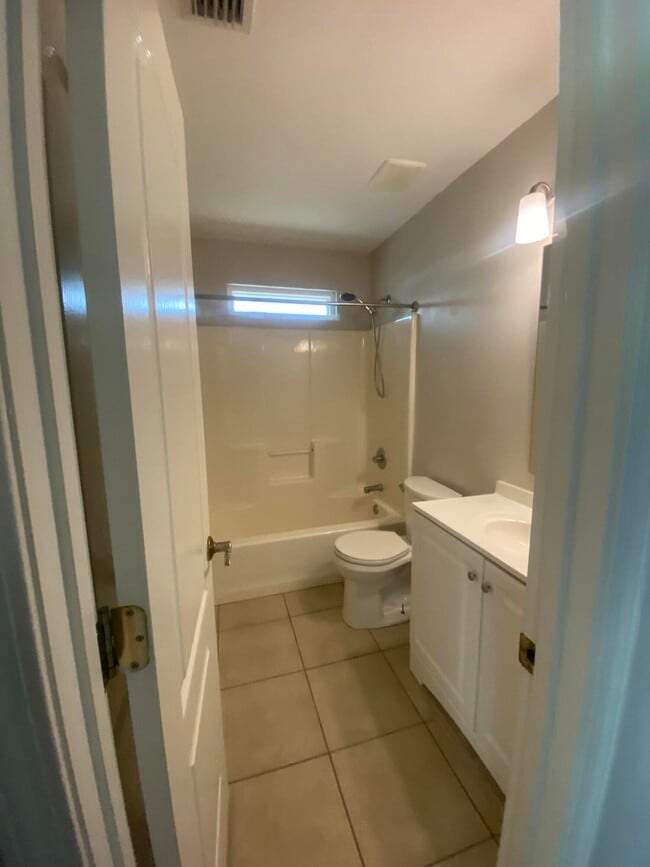 Building Photo - 8617 Wilburn Cove