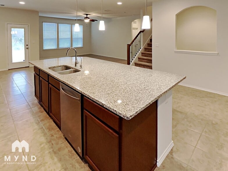 Building Photo - 9023 Canopy Bnd